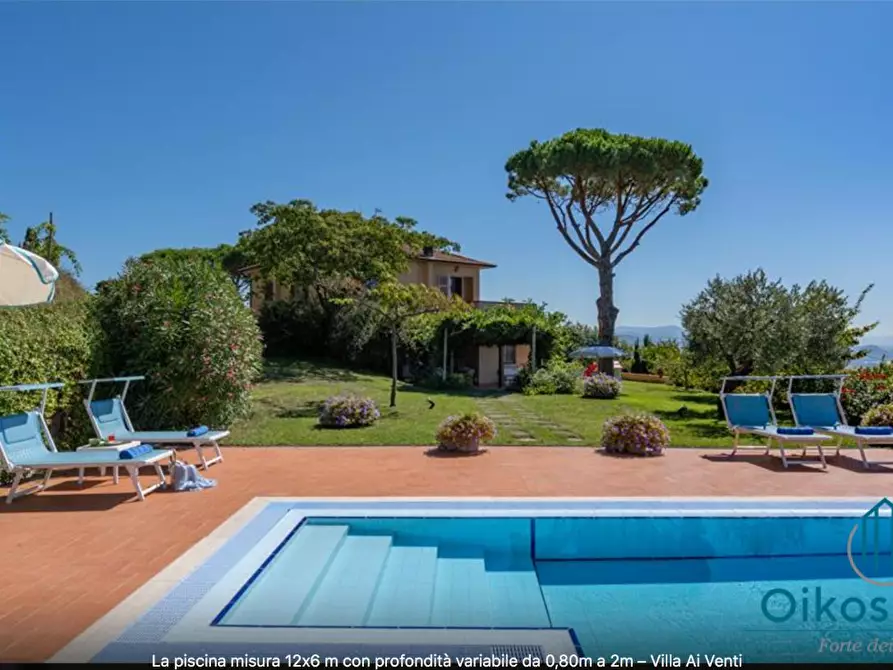 Immagine 5 di Villa in vendita  a Massarosa