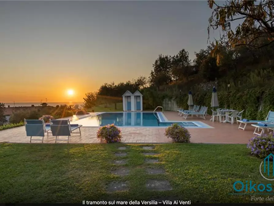 Immagine 20 di Villa in vendita  a Massarosa