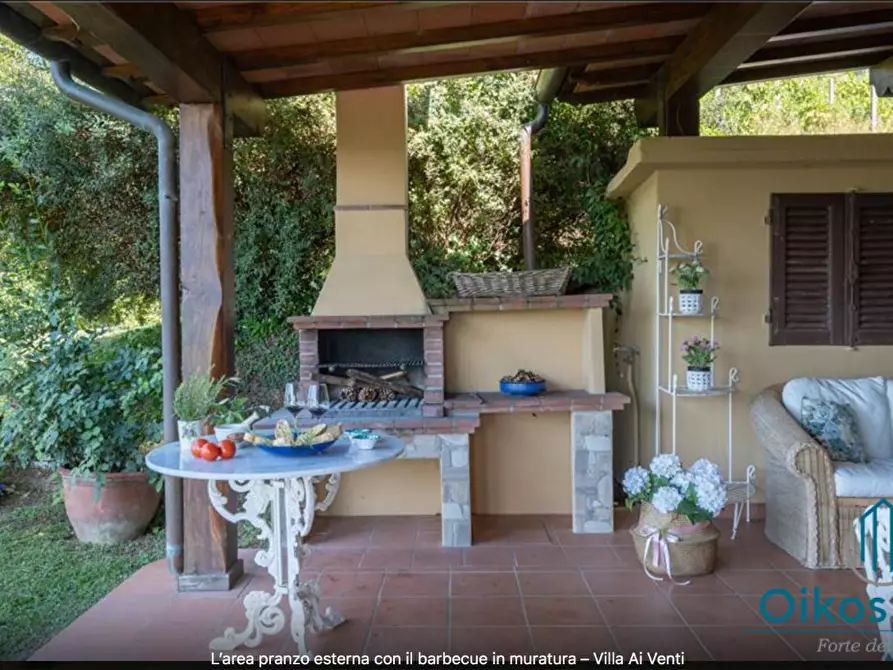 Immagine 7 di Villa in vendita  a Massarosa