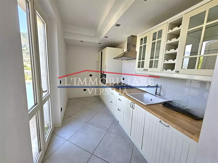 Immagine 7 di Appartamento in vendita  a Massa