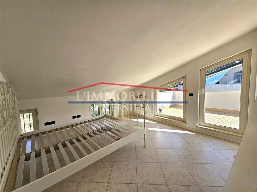 Immagine 17 di Appartamento in vendita  a Massa