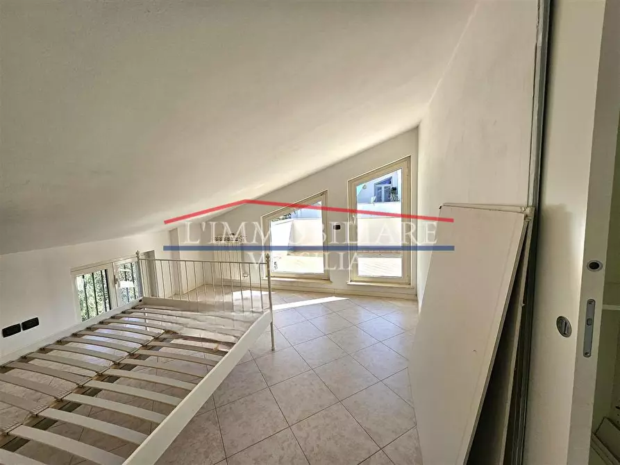 Immagine 21 di Appartamento in vendita  a Massa