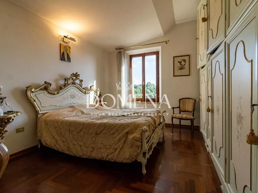 Immagine 21 di Appartamento in vendita  a Siena