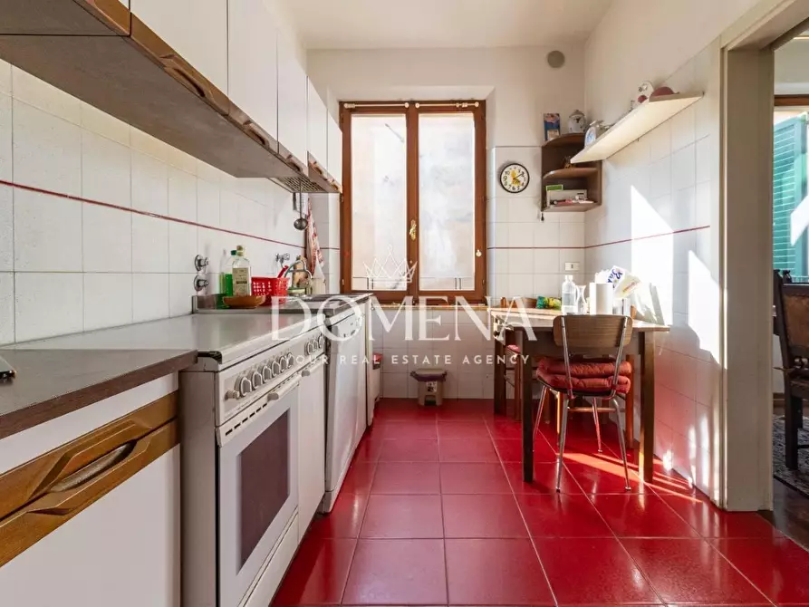 Immagine 7 di Appartamento in vendita  a Siena