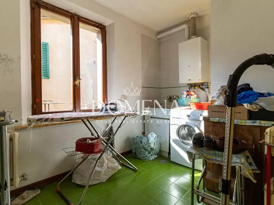 Immagine 16 di Appartamento in vendita  a Siena