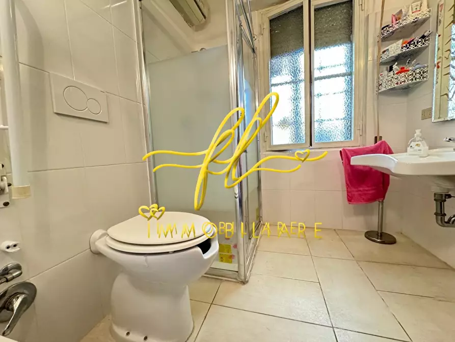 Immagine 20 di Appartamento in vendita  a Livorno