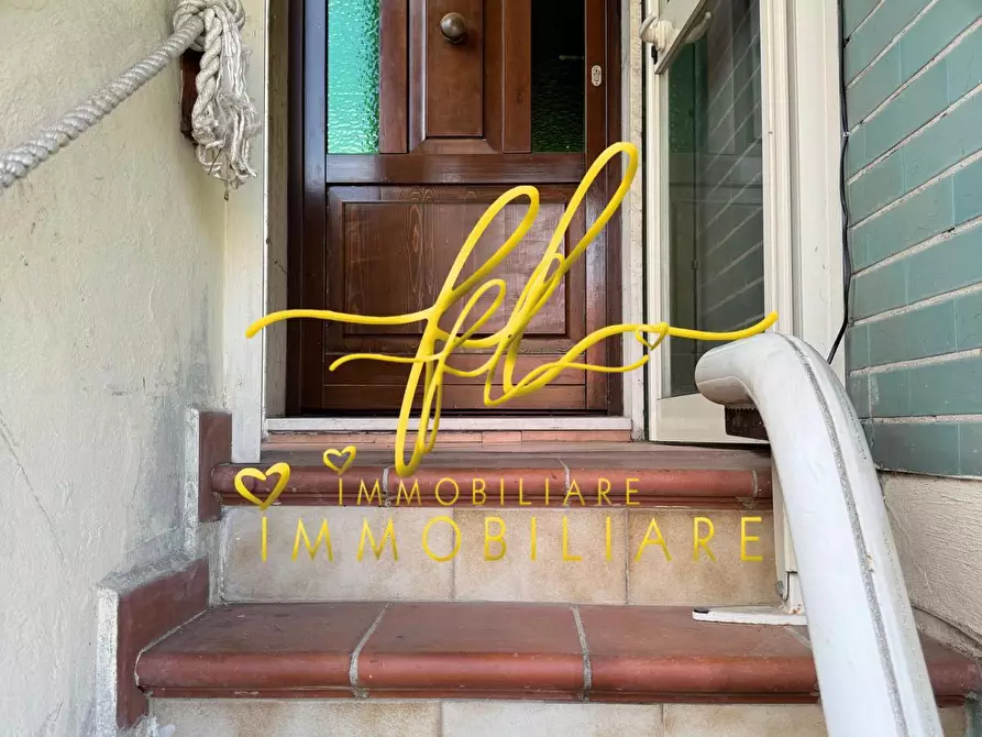 Immagine 28 di Appartamento in vendita  a Livorno