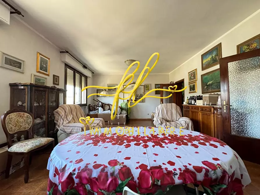 Immagine 3 di Appartamento in vendita  a Livorno