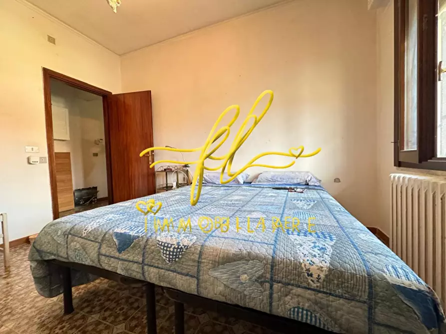 Immagine 18 di Appartamento in vendita  a Livorno