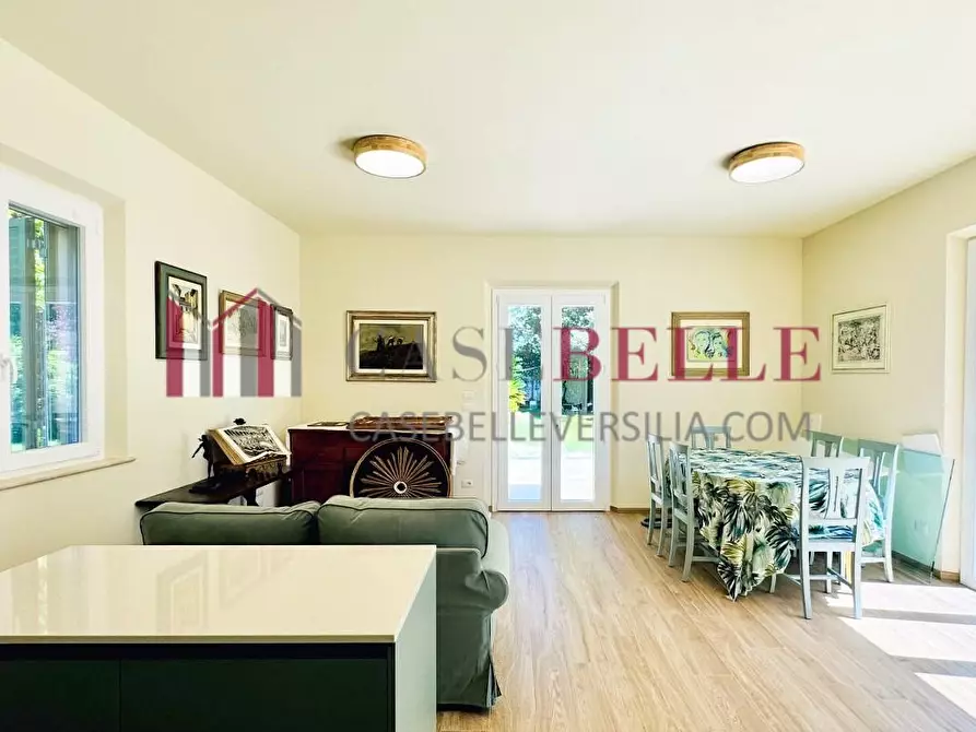 Immagine 3 di Villa in affitto  a Forte Dei Marmi