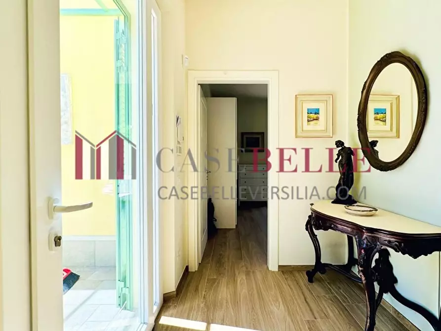 Immagine 10 di Villa in affitto  a Forte Dei Marmi