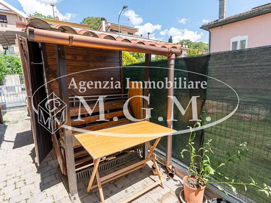 Immagine 25 di Porzione di casa in vendita  a Santa Maria A Monte