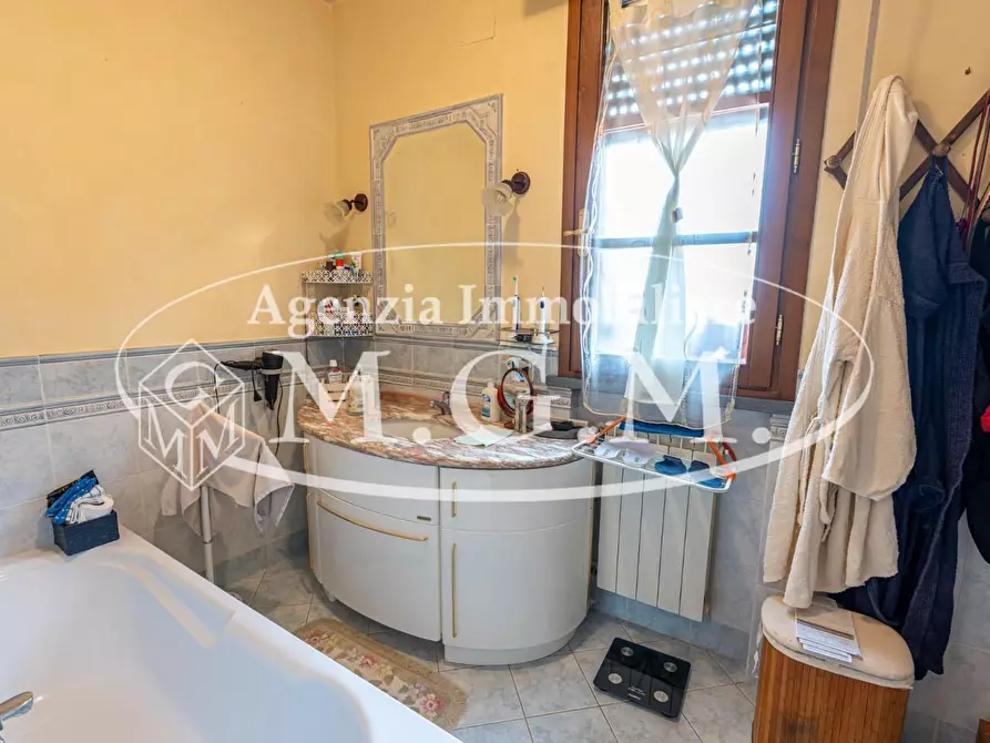 Immagine 21 di Porzione di casa in vendita  a Santa Maria A Monte