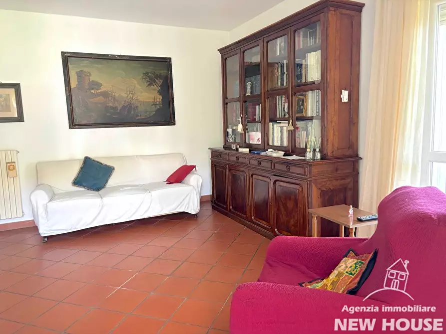 Immagine 49 di Villa in vendita  a Pisa