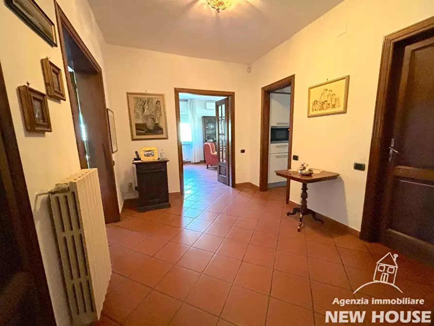 Immagine 60 di Villa in vendita  a Pisa