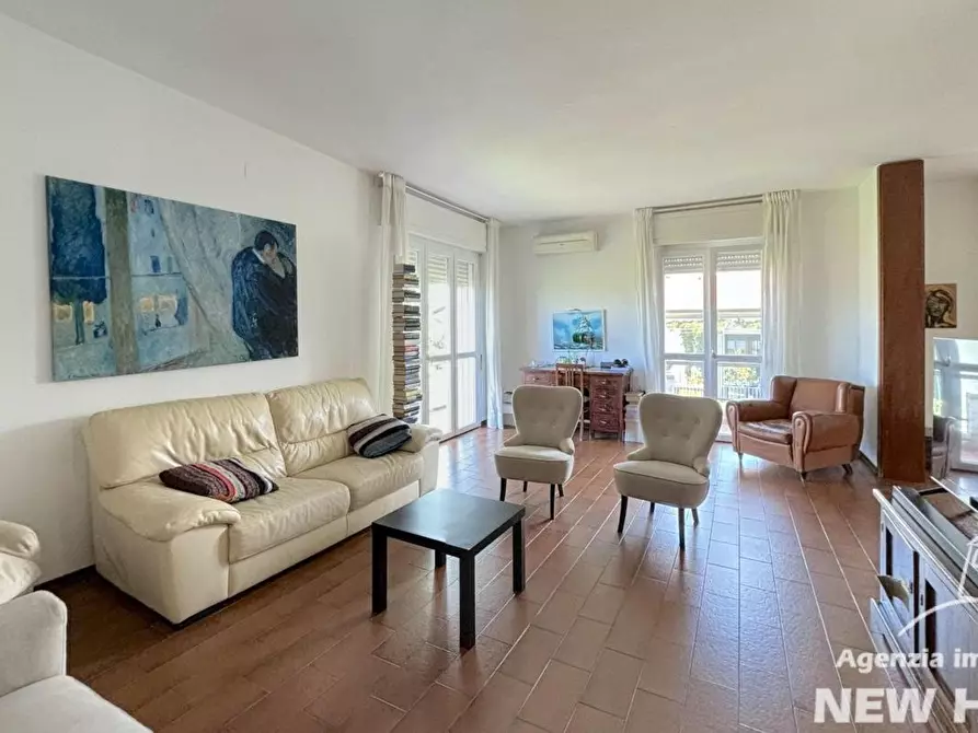 Immagine 41 di Villa in vendita  a Pisa