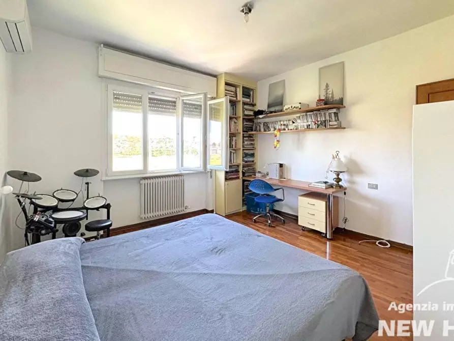 Immagine 35 di Villa in vendita  a Pisa