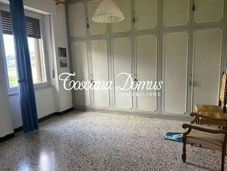 Immagine 5 di Appartamento in vendita  a Siena