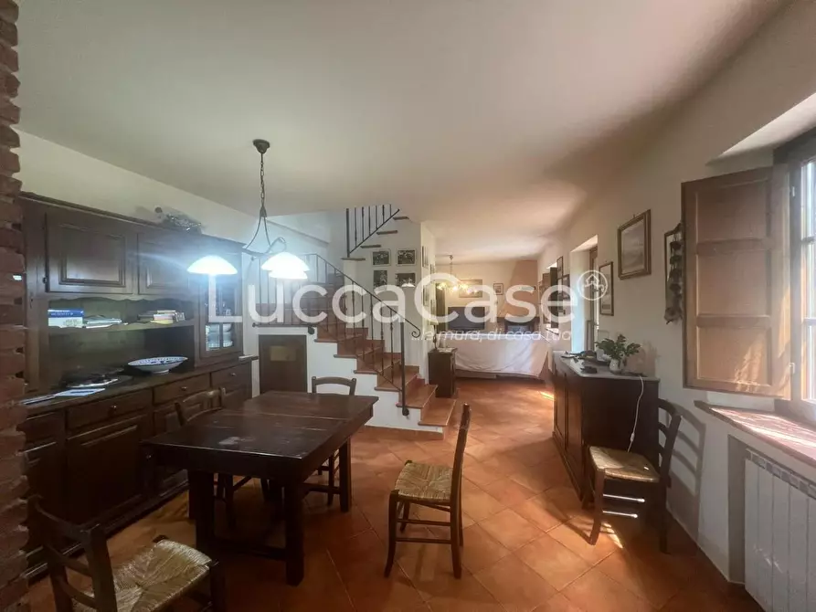 Immagine 23 di Rustico / casale in vendita  a Capannori