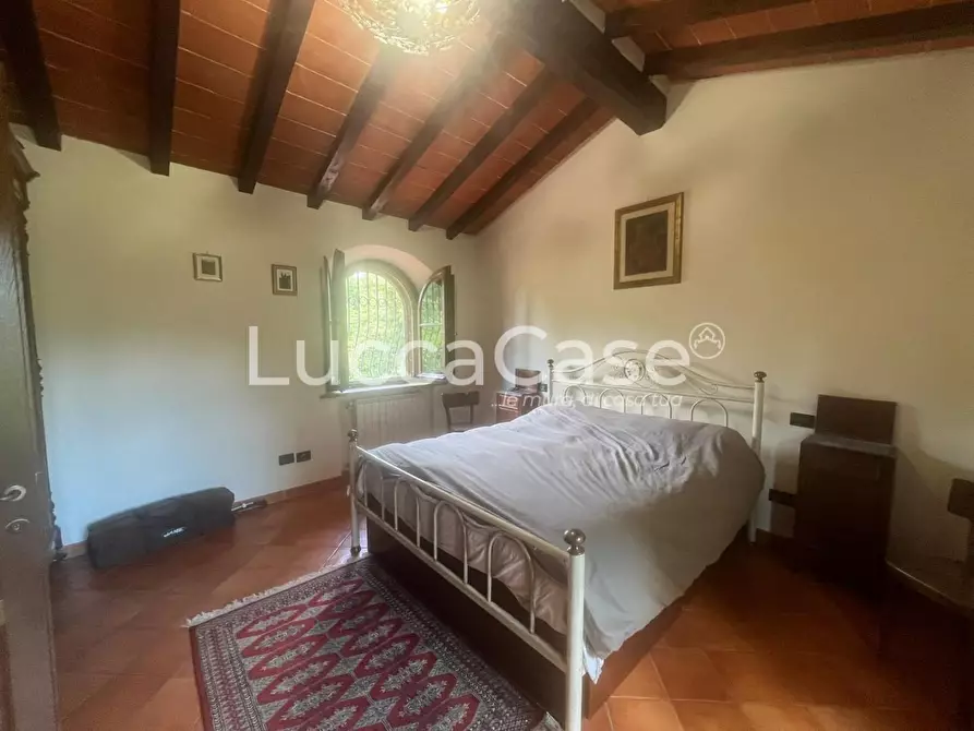 Immagine 2 di Rustico / casale in vendita  a Capannori