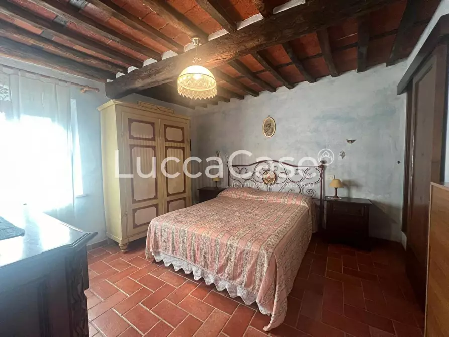 Immagine 26 di Rustico / casale in vendita  a Capannori