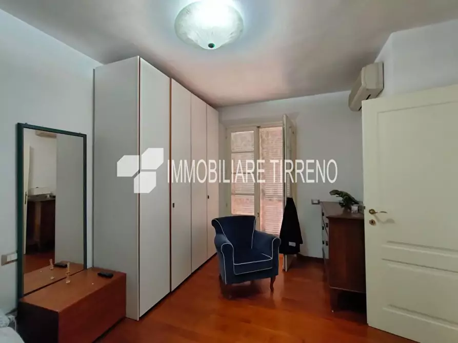 Immagine 13 di Villa in vendita  a Massa