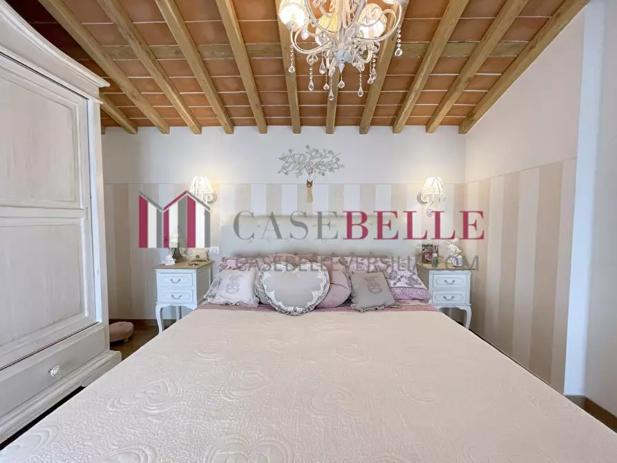 Immagine 40 di Casa indipendente in vendita  a Camaiore