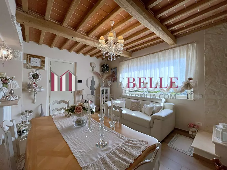 Immagine 18 di Casa indipendente in vendita  a Camaiore