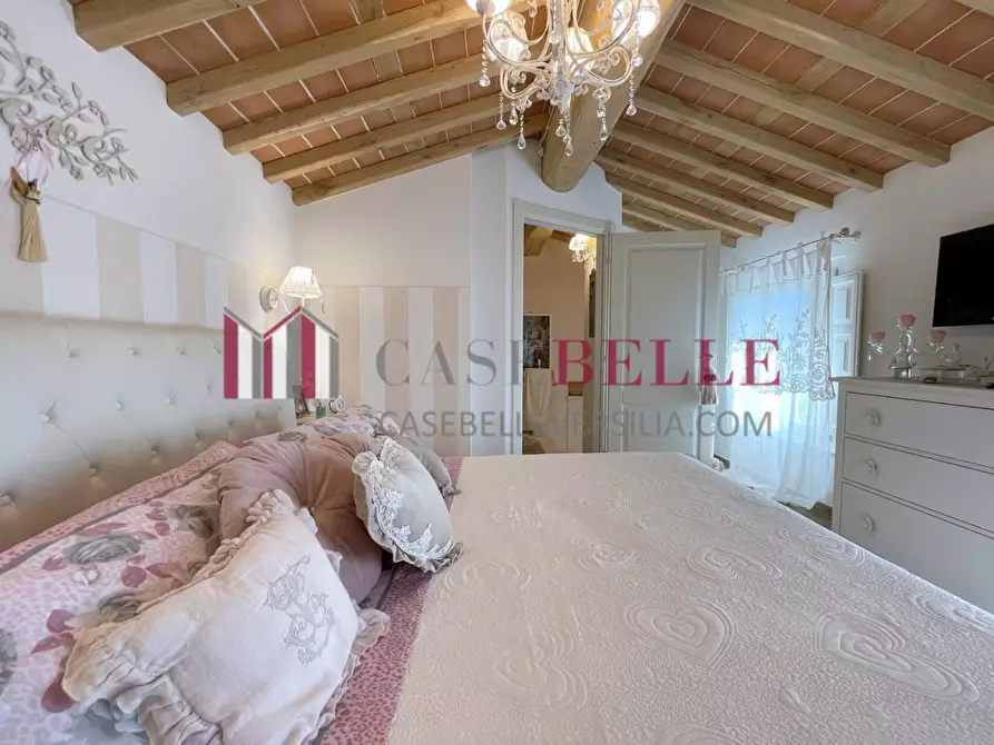 Immagine 41 di Casa indipendente in vendita  a Camaiore