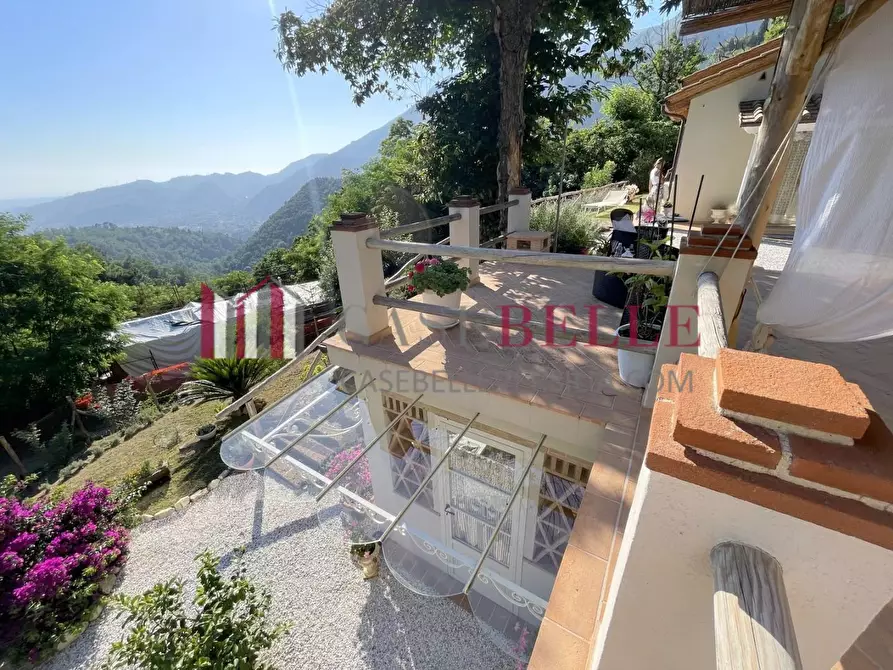 Immagine 54 di Casa indipendente in vendita  a Camaiore