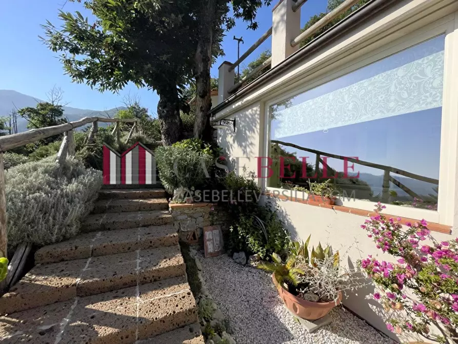 Immagine 64 di Casa indipendente in vendita  a Camaiore