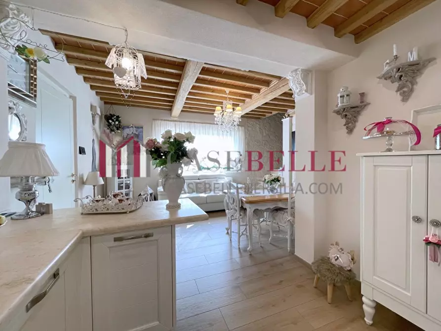 Immagine 10 di Casa indipendente in vendita  a Camaiore