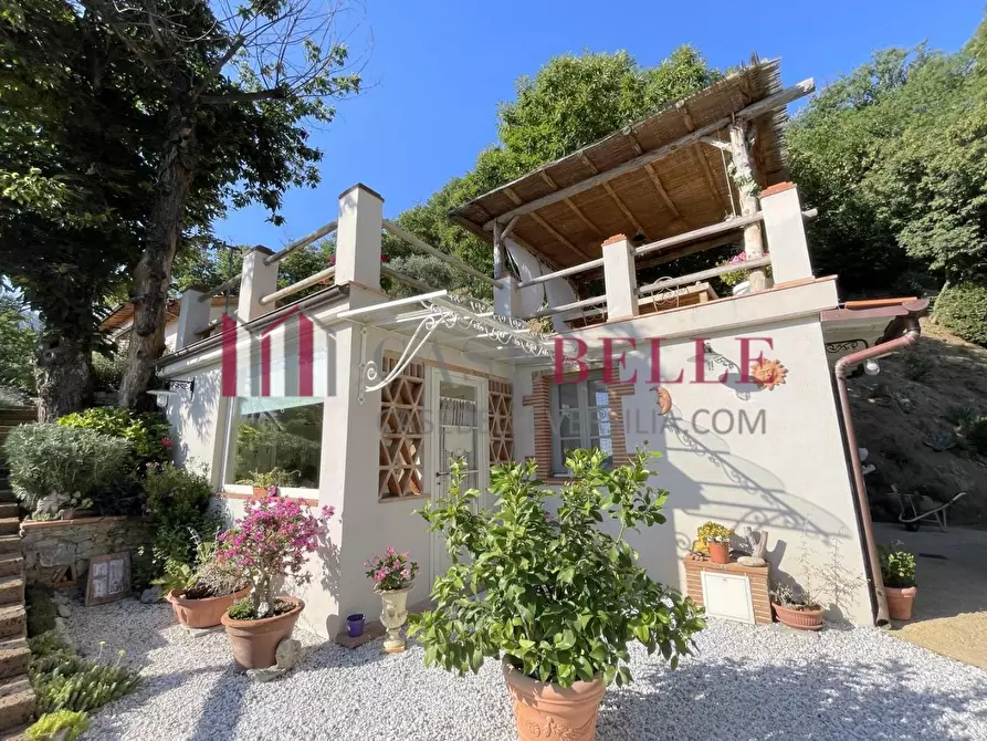 Immagine 59 di Casa indipendente in vendita  a Camaiore