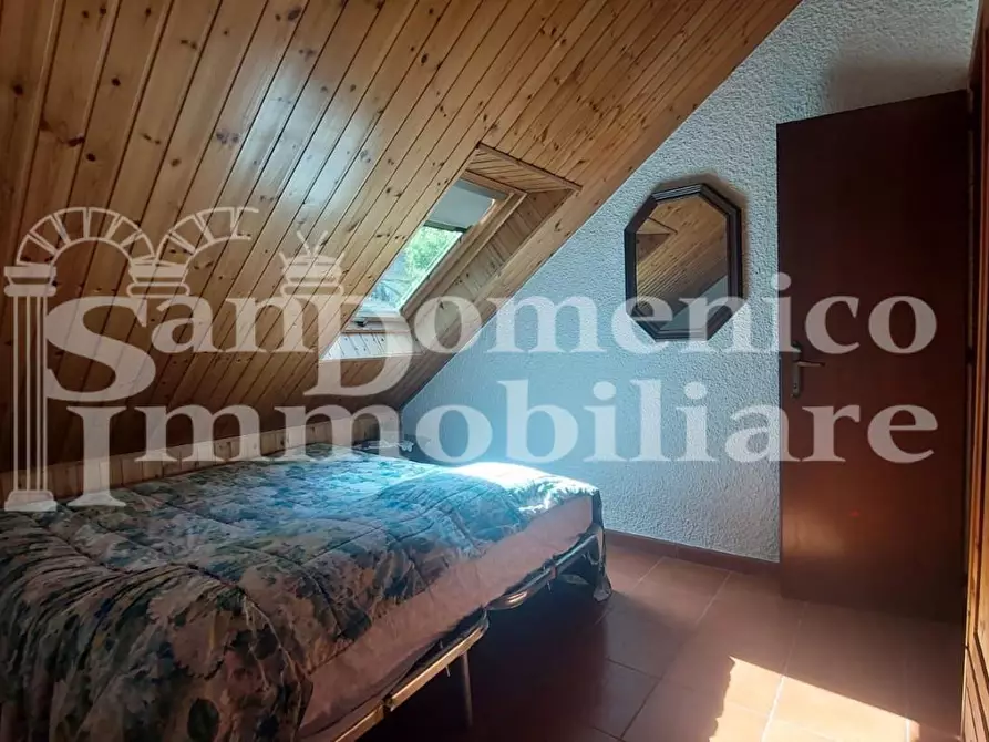 Immagine 32 di Casa bifamiliare in vendita  a Castiglione Di Garfagnana