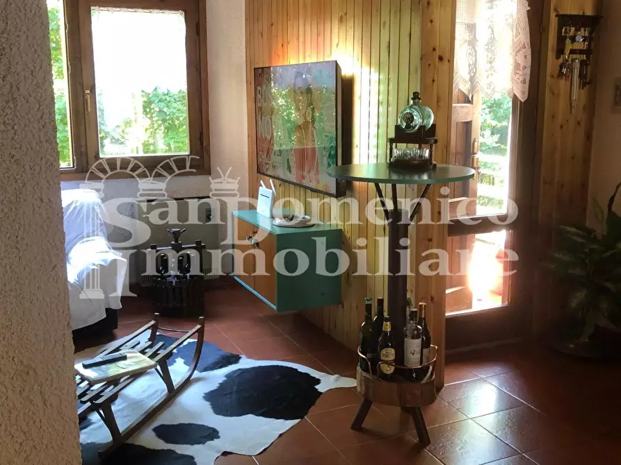 Immagine 2 di Casa bifamiliare in vendita  a Castiglione Di Garfagnana