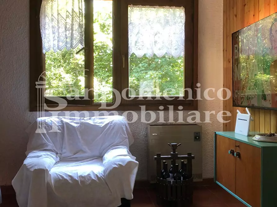 Immagine 10 di Casa bifamiliare in vendita  a Castiglione Di Garfagnana