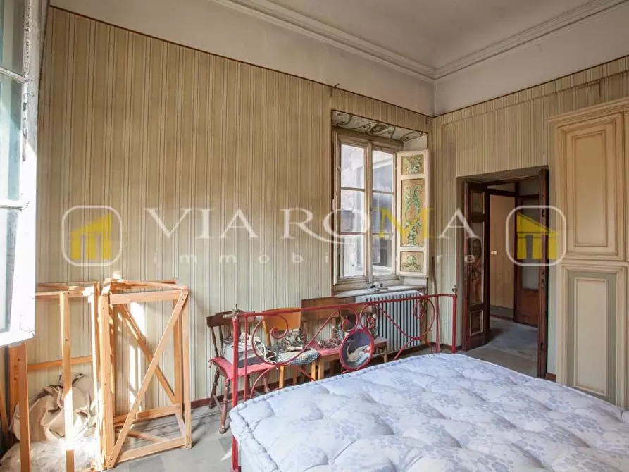 Immagine 11 di Appartamento in vendita  a Lucca