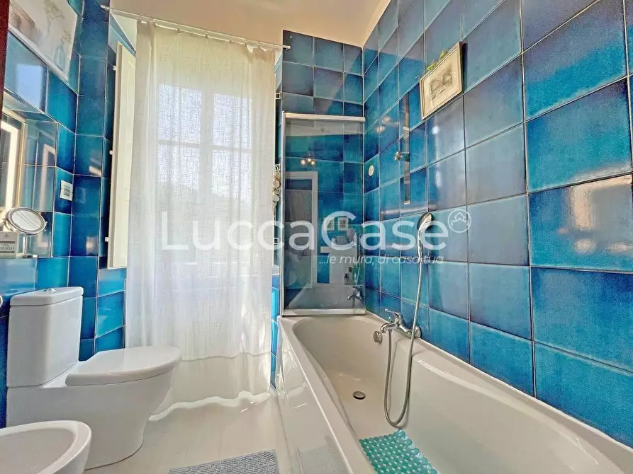 Immagine 17 di Porzione di casa in vendita  a Capannori