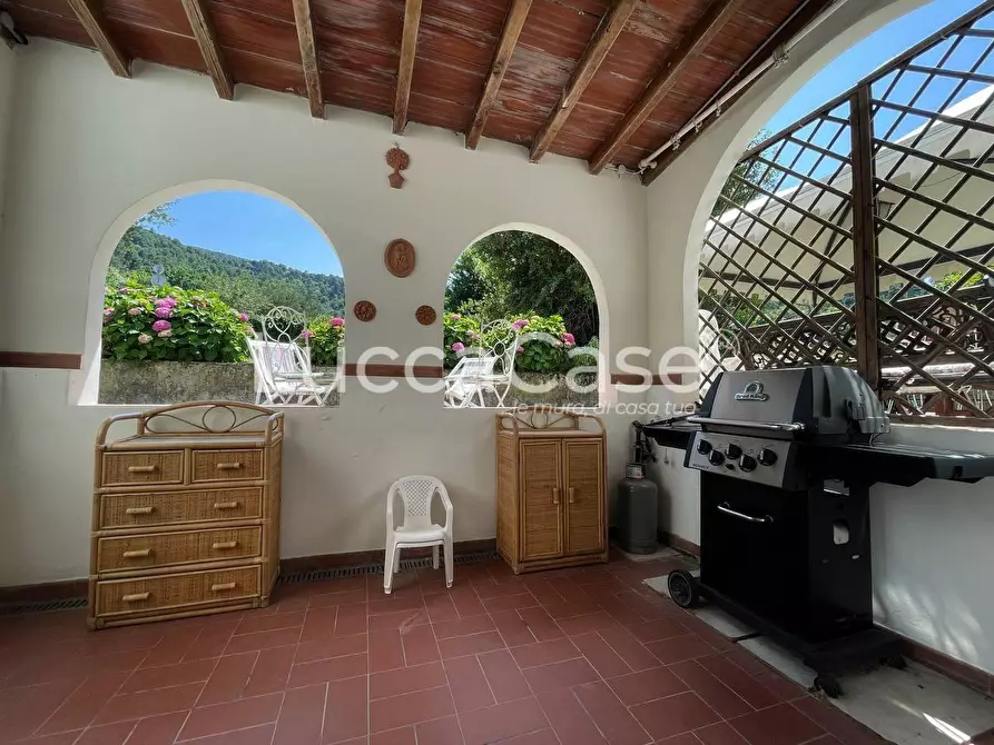 Immagine 37 di Porzione di casa in vendita  a Capannori