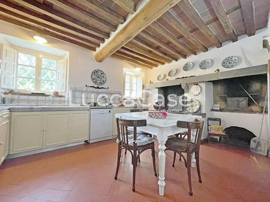 Immagine 25 di Porzione di casa in vendita  a Capannori