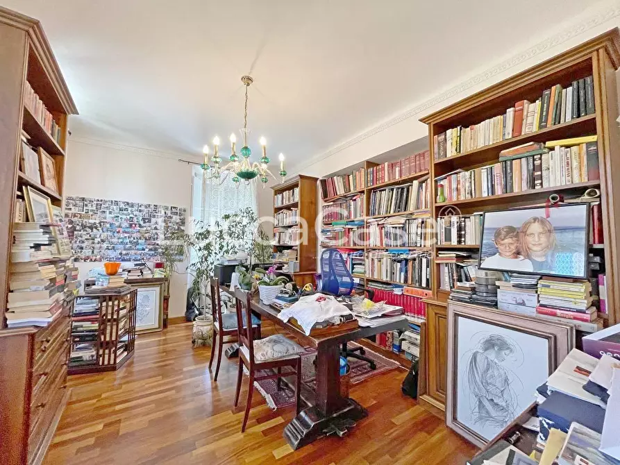 Immagine 13 di Porzione di casa in vendita  a Capannori