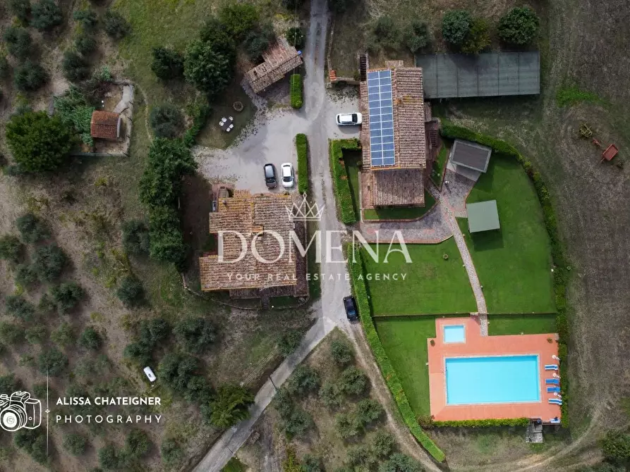 Immagine 4 di Villa in vendita  a Montaione