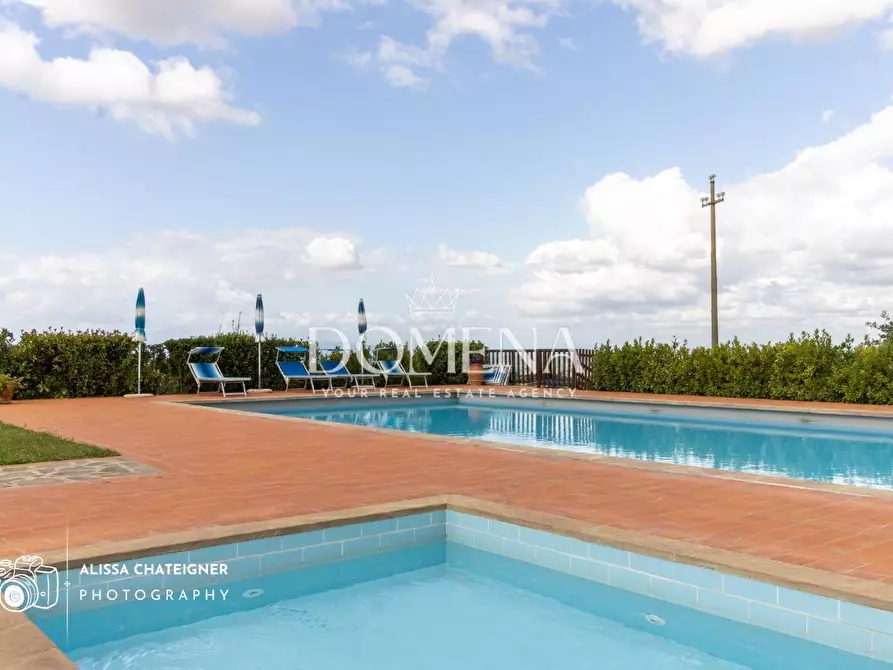 Immagine 8 di Villa in vendita  a Montaione