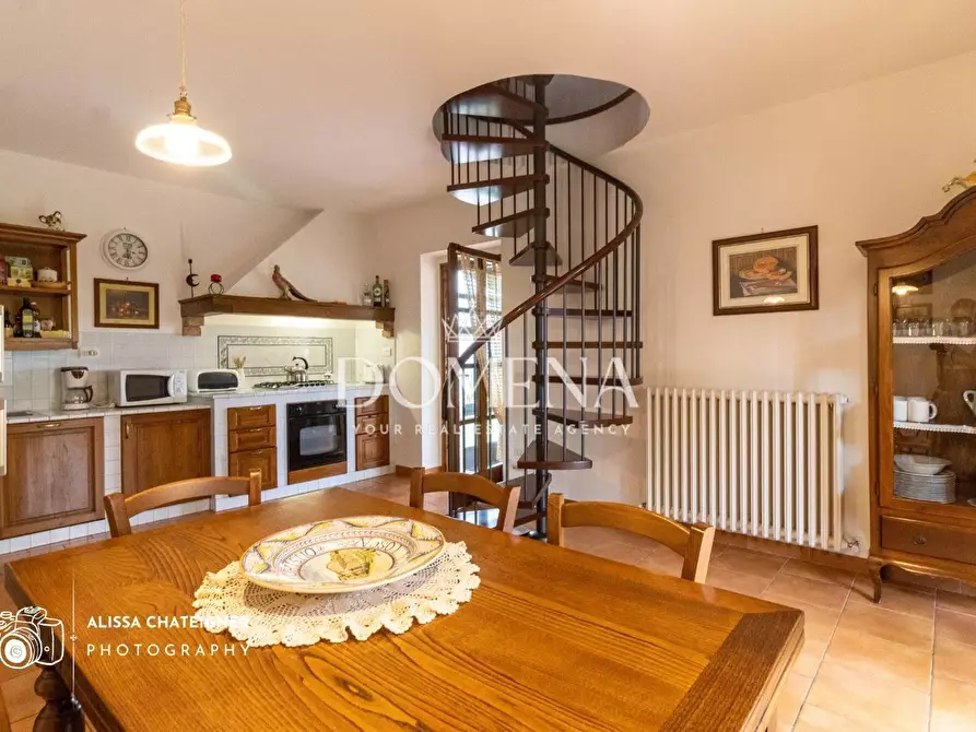 Immagine 27 di Villa in vendita  a Montaione