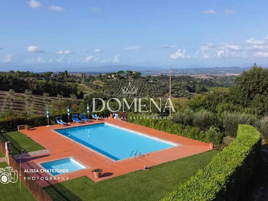 Immagine 11 di Villa in vendita  a Montaione