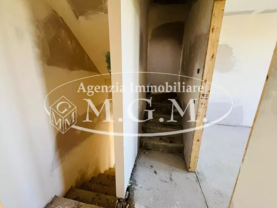 Immagine 20 di Villetta a schiera in vendita  a Castelfranco Di Sotto