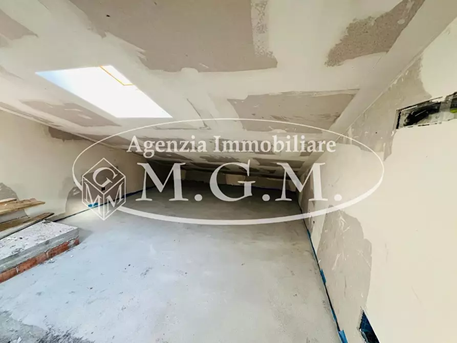 Immagine 12 di Villetta a schiera in vendita  a Castelfranco Di Sotto