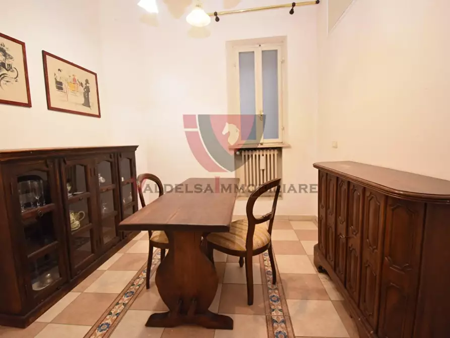 Immagine 9 di Appartamento in vendita  a Siena