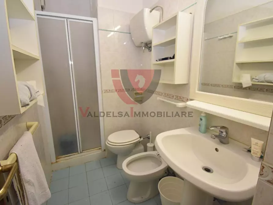 Immagine 24 di Appartamento in vendita  a Siena