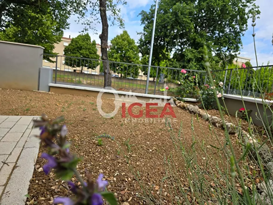 Immagine 1 di Villetta a schiera in vendita  a Colle Di Val D'elsa